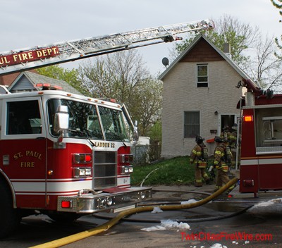 St. Paul Firefighters, St. Paul Minnesota, St. Paul Fire, House Fire, Engine 22, Ladder 22, Twin Cities Fire Wire